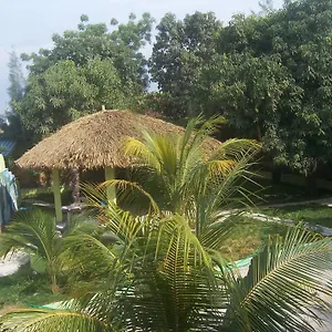 *** Hotel La Cayenna Et Restaurant Haiti